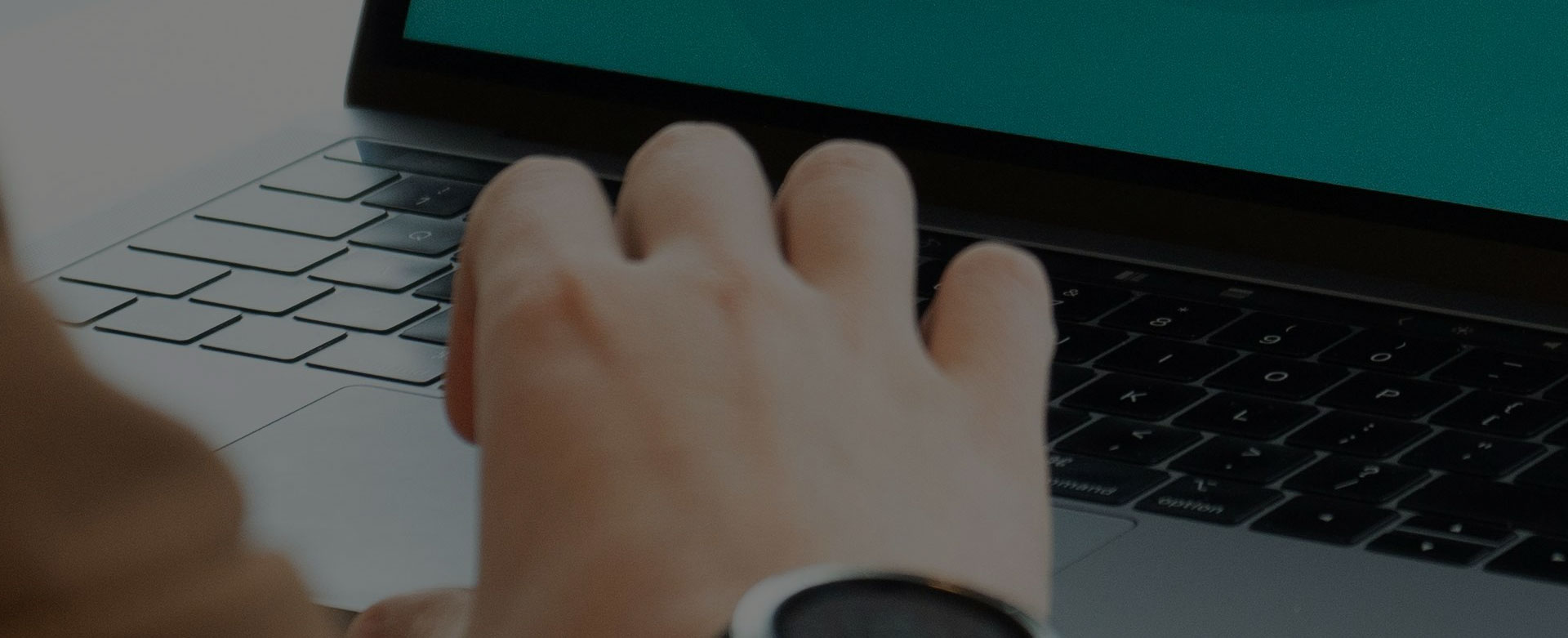 联系xc体育